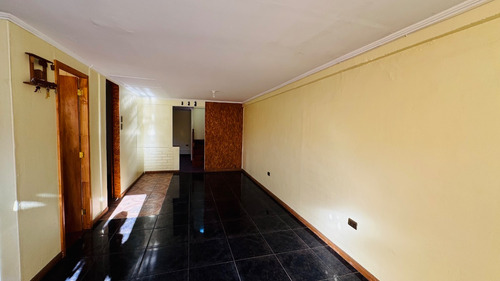 Se Vende Amplia Casa Sector Las Torres 4 Dorm Regularizada