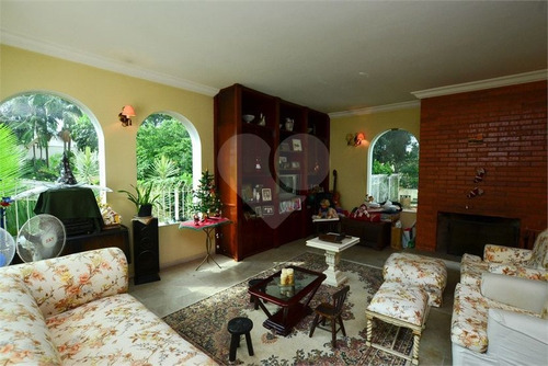 Lindo Sobrado Com Piscina, 4 Suítes, 4 Vagas De Garagem - 190-im42706