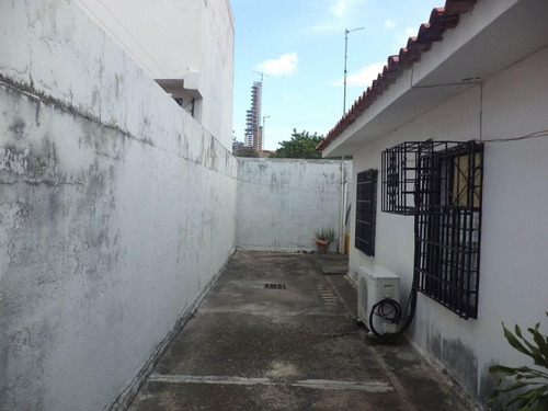 Imagen 24 de 30 de Gustavo Zavala Rentahouse 22-12743