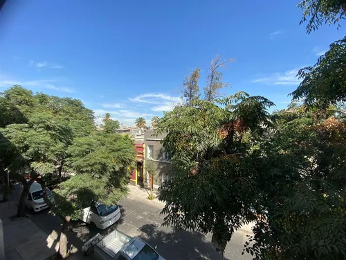 Exclusivo Con Patio Privado / Excelente Estado