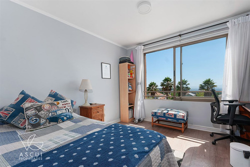 Casa Sn Carlos De Apoquindo,condominio 5 Dorm, 4 Baños, Serv