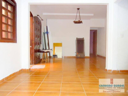 Sobrado Com 05 Dormitorios, 04 Vagas De Garagens, 240 M² Por R$ 400.000, Embu Das Artes/sp, Aceita Permuta Por Apartamento No Litoral De S/p - So0074