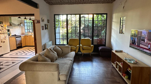 Casa En Venta En Haedo