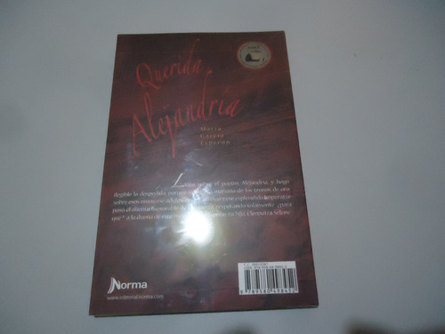 Querida Alejandria - María García Esperón (Usado)