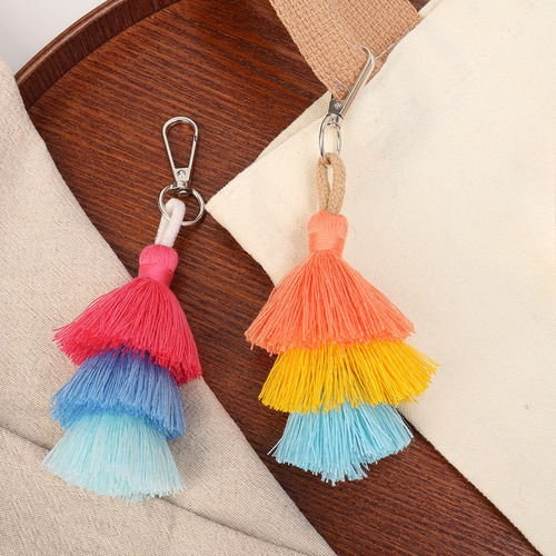 Llavero Bohemio Simple Con Borlas Naranjas De 3 Capas