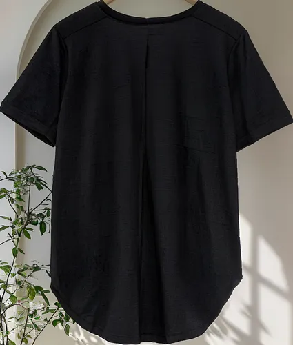 R1099 Remera Persy Evase Cuello V Talles Grandes