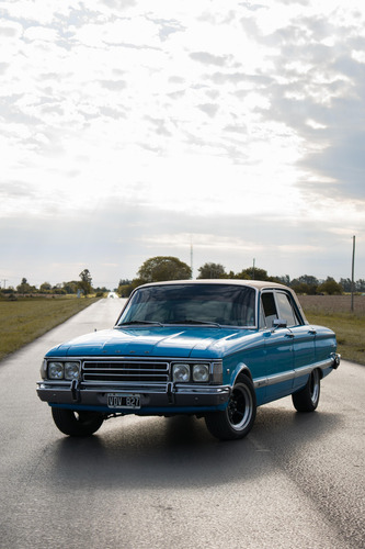 Ford Falcon 221 Sp Mod. 73'