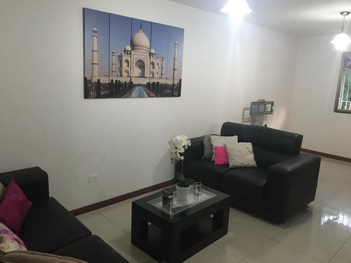Imagen 2 de 9 de Apartamento En Venta Ruiz Pineda - Caricuao 2