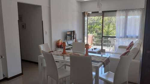 Imagen 3 de 15 de Venta De Depto Restaurado En Villa Gesell !!!!