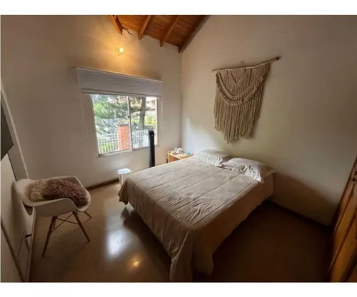 Se Vende Casa En Loma De Los Bernal Parte Baja