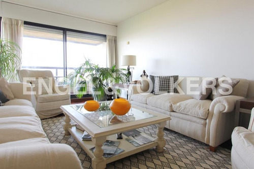 Apartamento Frente Al Mar En Venta En Carrasco
