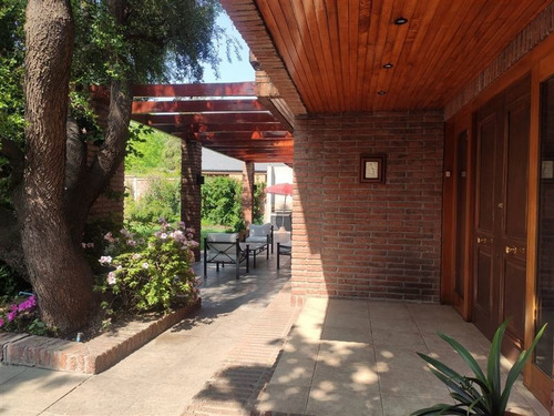 Imagen 1 de 18 de Casa En Venta De 4 Dorm. Los Trapenses Lo Barnechea