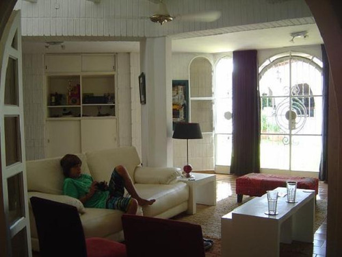 Imagen 5 de 22 de Casa Venta Urca