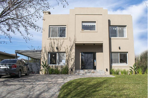 Muy Linda Casa En Alquiler En Santa Maria De Los Olivos