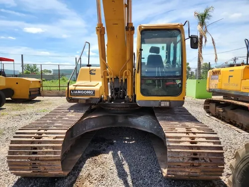 Excavadora Liangong R323lc 23tn - Año 2013 - Hs. 4.760