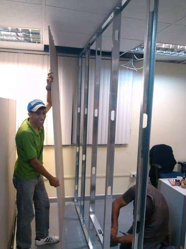 Imagen 3 de 9 de Servicios De Encamisado, Pintura, Drywall Para Domicilios.