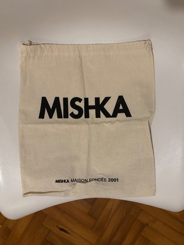 Sobre Clutch Bandolera Mishka Color Nude Rayada Nude Rayas Níquel Nude (Usado)