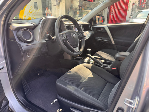 Toyota RAV4 2.5 Le At