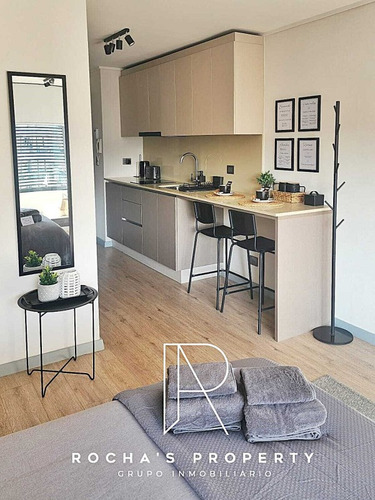 Estudio Amoblado En Las Condes 1b+1e+bod