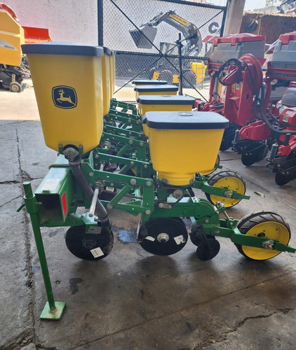 Sembradora John Deere 1010 Max Planter 4 Surcos