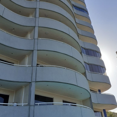 Imagen 1 de 10 de Apartamento A Estrenar
