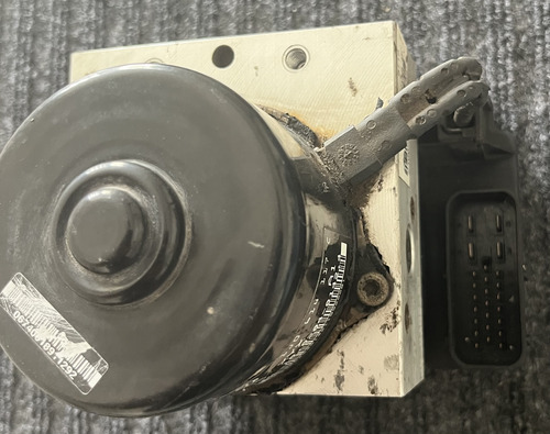 Modulo Abs Volkswagen 1j0 614 117 C / 1j0 907 379 G (Usado)