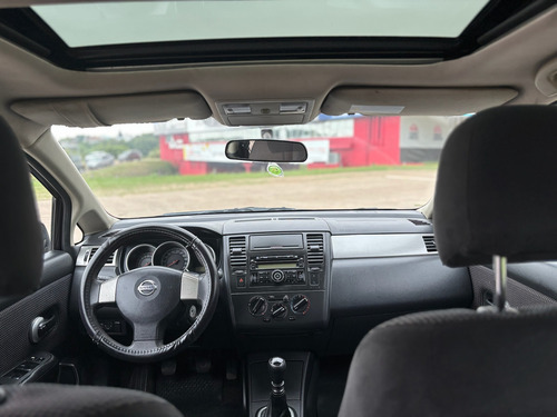 Nissan Tiida 1.8 Acenta