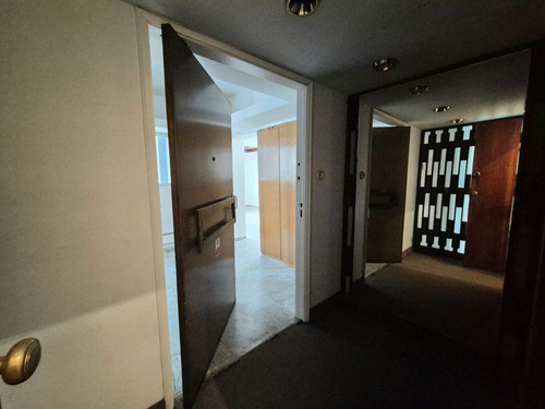 Venta Piso Avenida Colón Balcon Frente Cochera