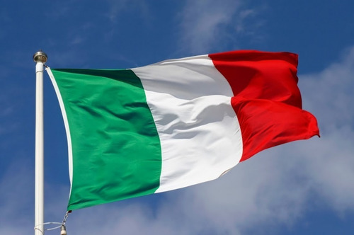 Imagem 1 de 2 de Bandeira Da Itália1,50mt X 0,90 Mt De Tecido Cetim