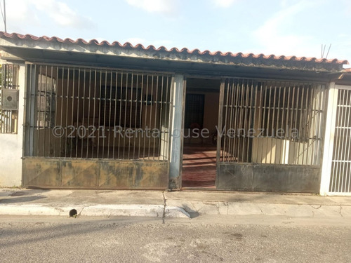 Imagen 14 de 30 de Casas En Venta Cabudare El Amanecer, Arnaldo J. López Tlf. 04245257450 Codigo 22-8414 Lara, Venezuela