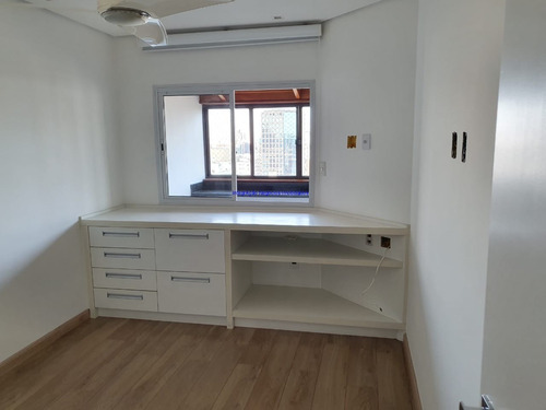 Imagem 24 de 30 de Apartamento 205m², 04 Dormitórios (sendo 01 Suíte), 03 Banheiros E 01 Vaga Na Garagem. Possui Sauna E Lavabo. Condomínio Com Portaria 24hrs, Churrasq - 20071402 - 68171330