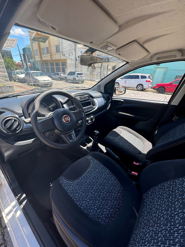 Fiat Uno 1.0 Attractive Flex 5p
