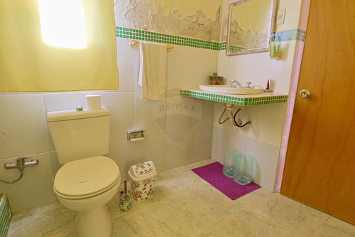 Venta De Quinta Con Casa, Montevideo, 3,7 Hect.