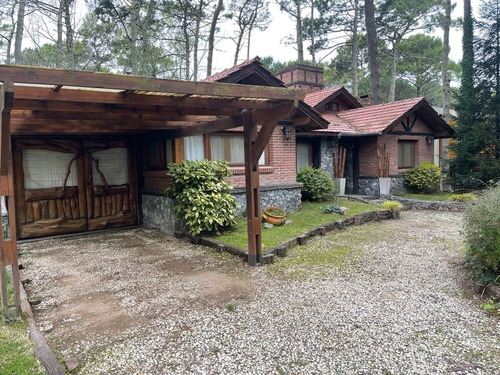 Imagen 3 de 20 de Venta Casa En Carilo