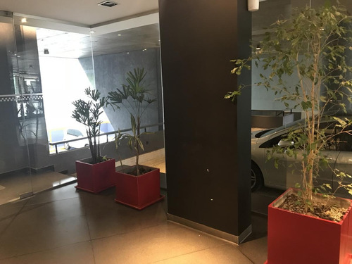 Alquiler- Oficina 400 M2 3 Cocheras- Vista Al Río- Luis María Campos 46-palermo