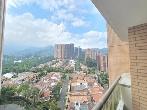 Vendo Apartamento Loma De San José Parte Baja