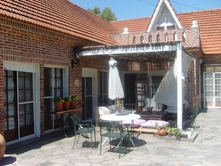 Venta Bella Vista- 8 Amb.-gran Jardin-qcho-pileta