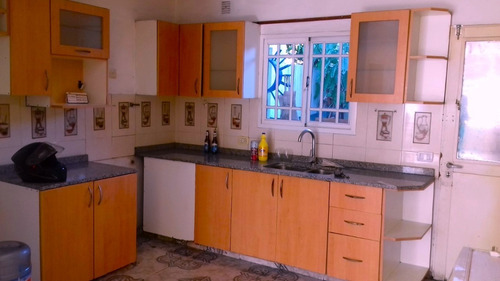Imagen 6 de 25 de Triplex 4 Amb Con Patio/jardin Y Cochera. Muy Buena Ubicacion