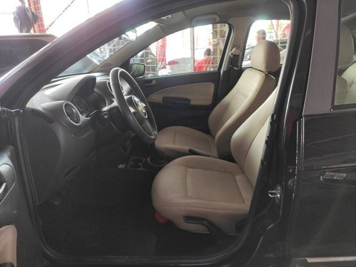 Volkswagen Voyage 1.0 Mi 8v Flex 4p Manual