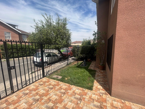 Se Vende Cómoda Casa Uf 3.990 ,valle Lo Campino, Quilicura
