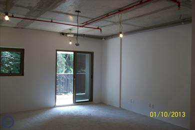 Sala Em Santos Bairro Valongo - V3221