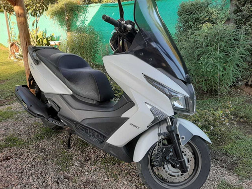 Kymco Xtown 250