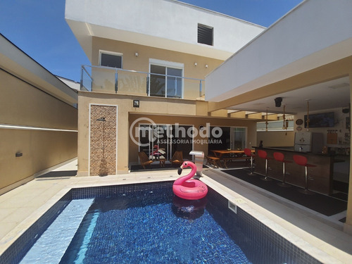 Deslumbrante Sobrado No Condomínio Terras Do Cancioneiro Com 04 Dormitórios Sendo 03 Suítes, Amplas Salas Integradas A Área Gourmet Completa. - Ca00859 - 69204696