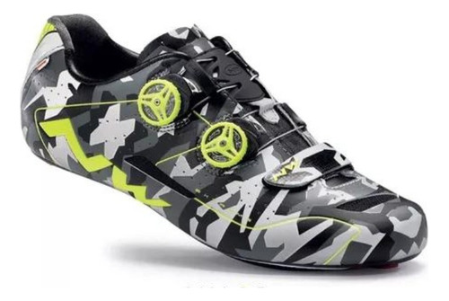 Zapatilla Ciclismo Ruta Northwave Extreme Carbono/ Iwulski