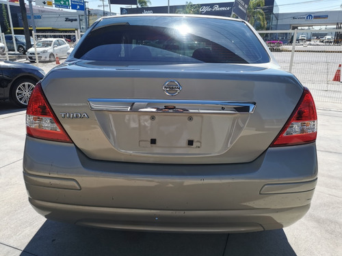Imagen 8 de 12 de Nissan Tiida Sense 1463