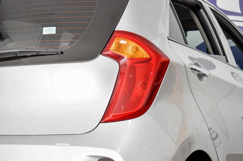 Imagem 14 de 15 de Kia Picanto Ex 1.0 12v Flex Mec 2017