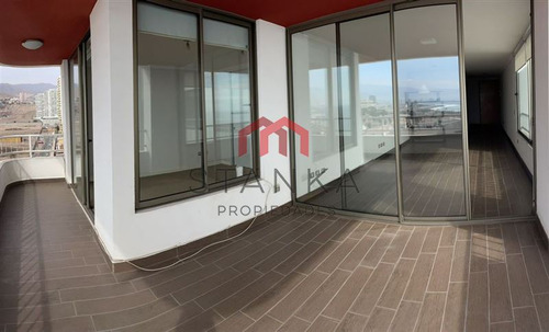 Departamento En Venta Sector Sur Antofagasta / German Miric