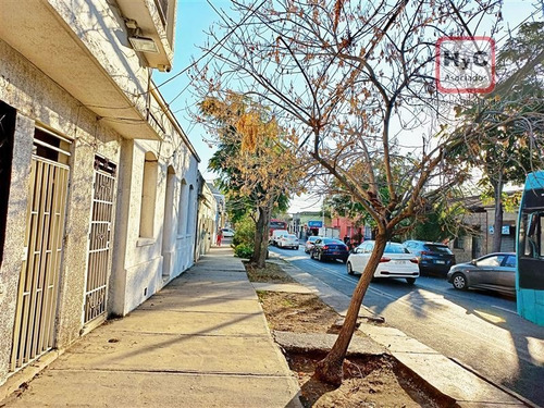 Imagen 8 de 22 de Casa En Venta De 6 Dorm. En Santiago