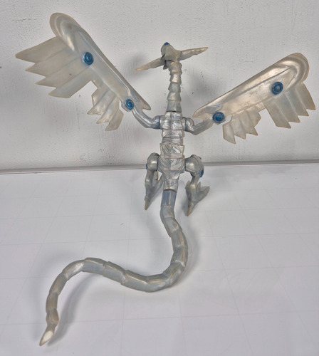 Figura De Yugioh - Blue Eyes Shining Dragon (Usado)