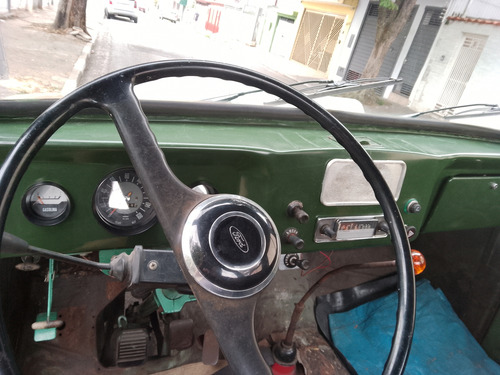 Ford Camionete F75